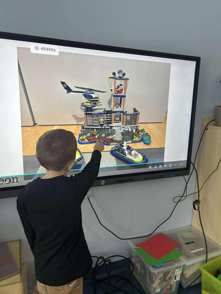 620088574_1449144226580241_2078354729035581948_n