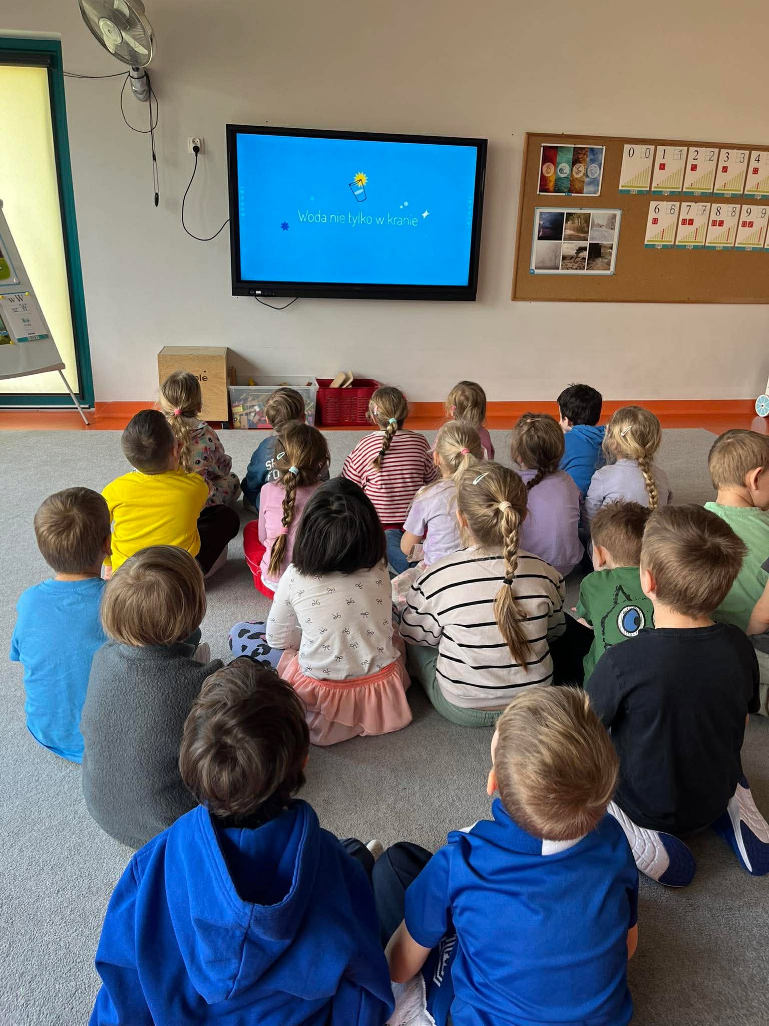 received_974606171896246