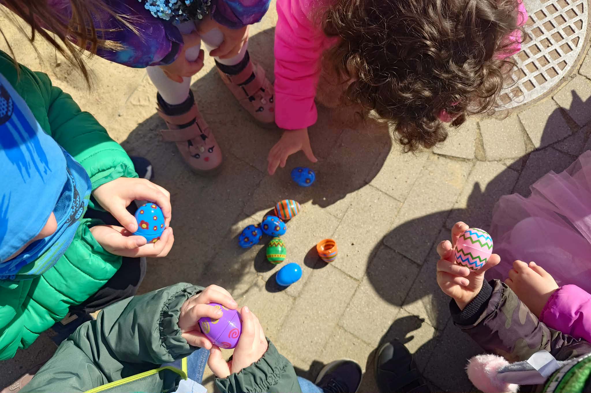 received_1342376251050241